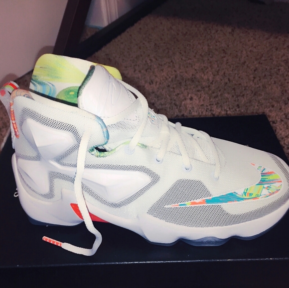 Nike Shoes - Easter LeBron James